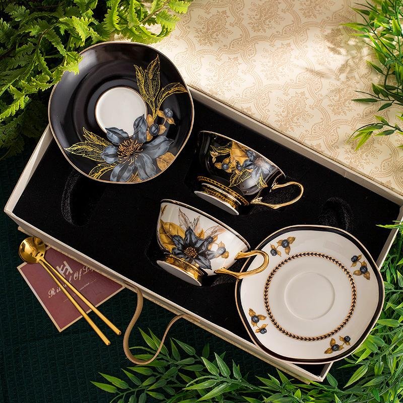 European style coffee cup and saucer set - Image 3