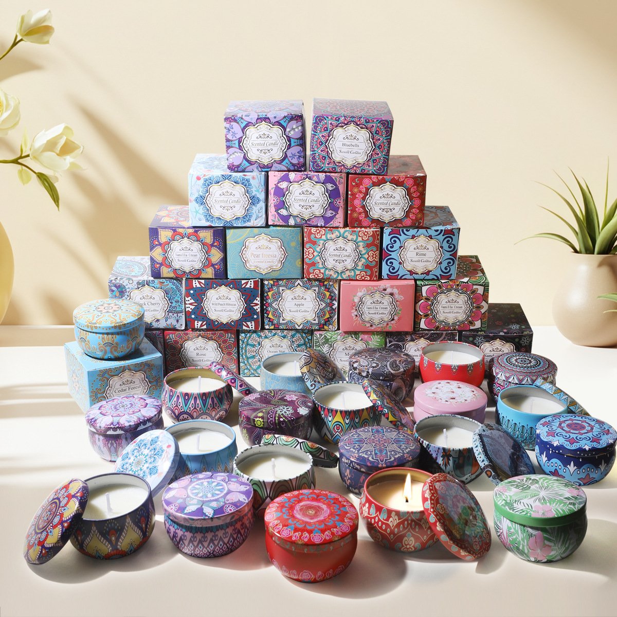 Vintage Paisley Print Round Belly Tin Scented Candle, Natural Smoke-Free Soy Portable Travel Aroma, Niche Mini Souvenir Gift - Image 3
