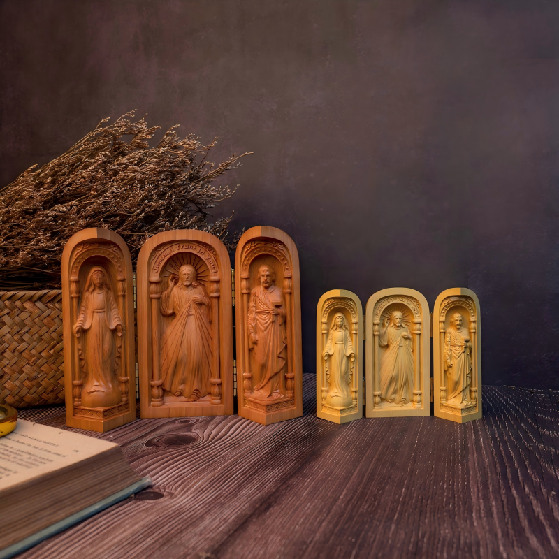 Holy Family Folding Triptych Pocket Shrine Portable Travel Prayer Altar - Image 2