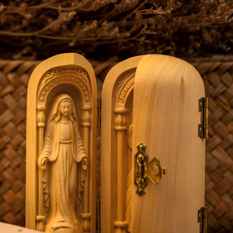 Holy Family Folding Triptych Pocket Shrine Portable Travel Prayer Altar - Image 4